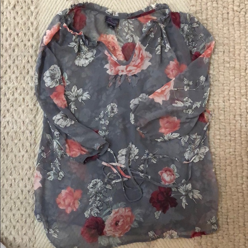 Maternity shirt